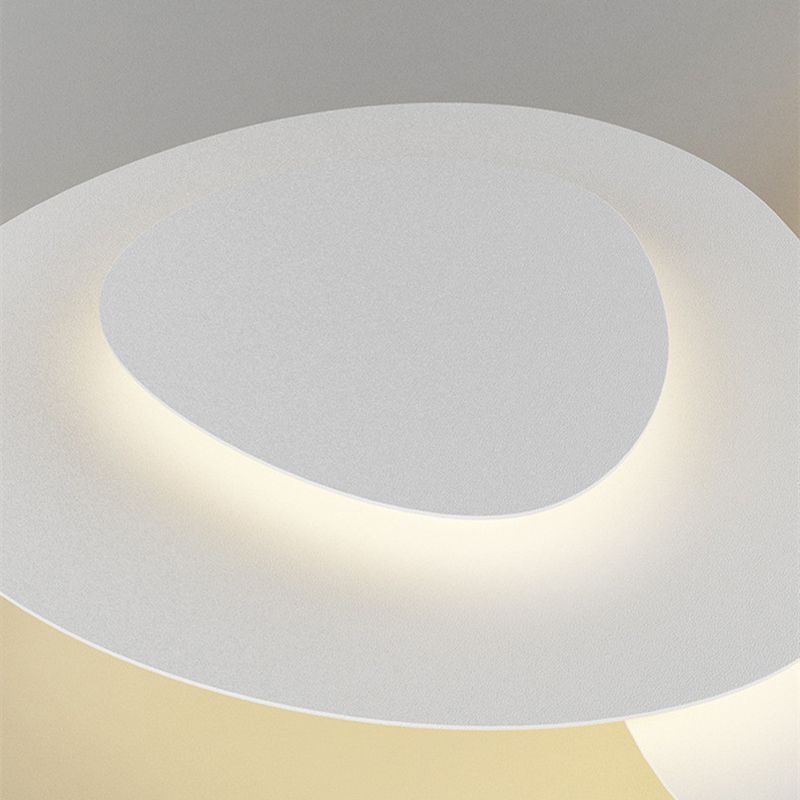 Plafón LED nube Flocela en un dormitorio sereno – imagen 8