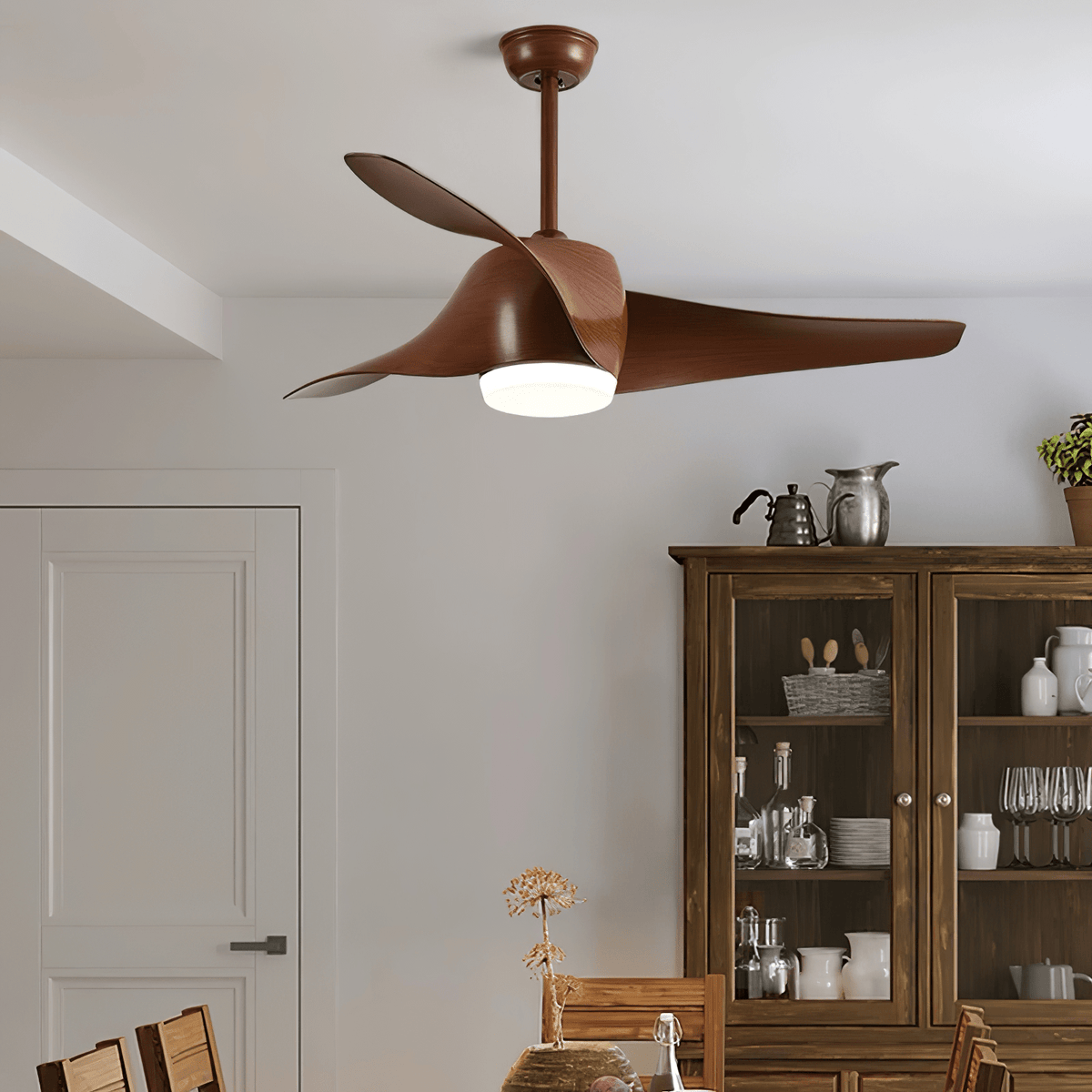 Ventilador de techo con luz Mentara en un salón luminoso – imagen 14