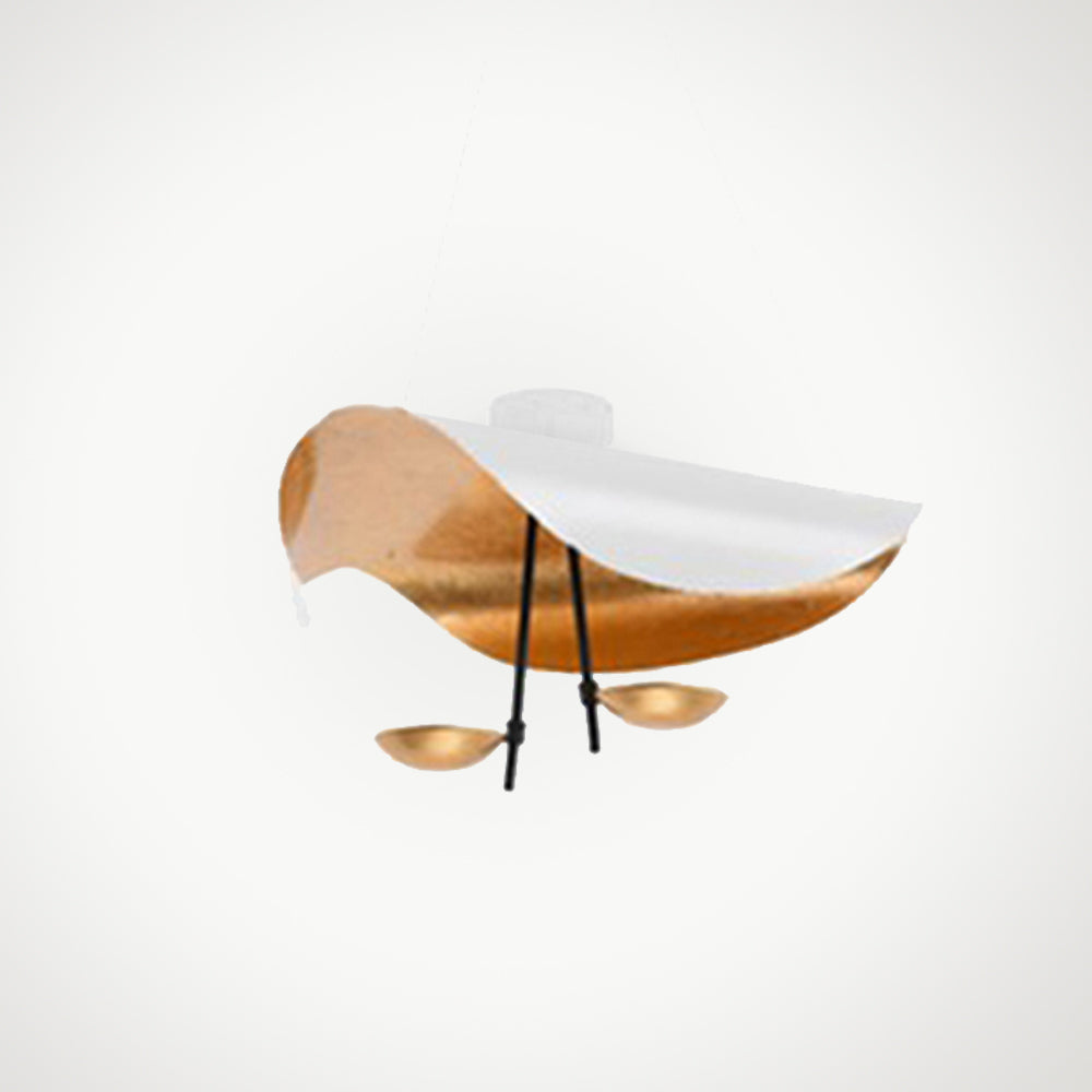 Lámpara colgante en forma de hoja Lotena sobre una mesa de comedor – imagen 16