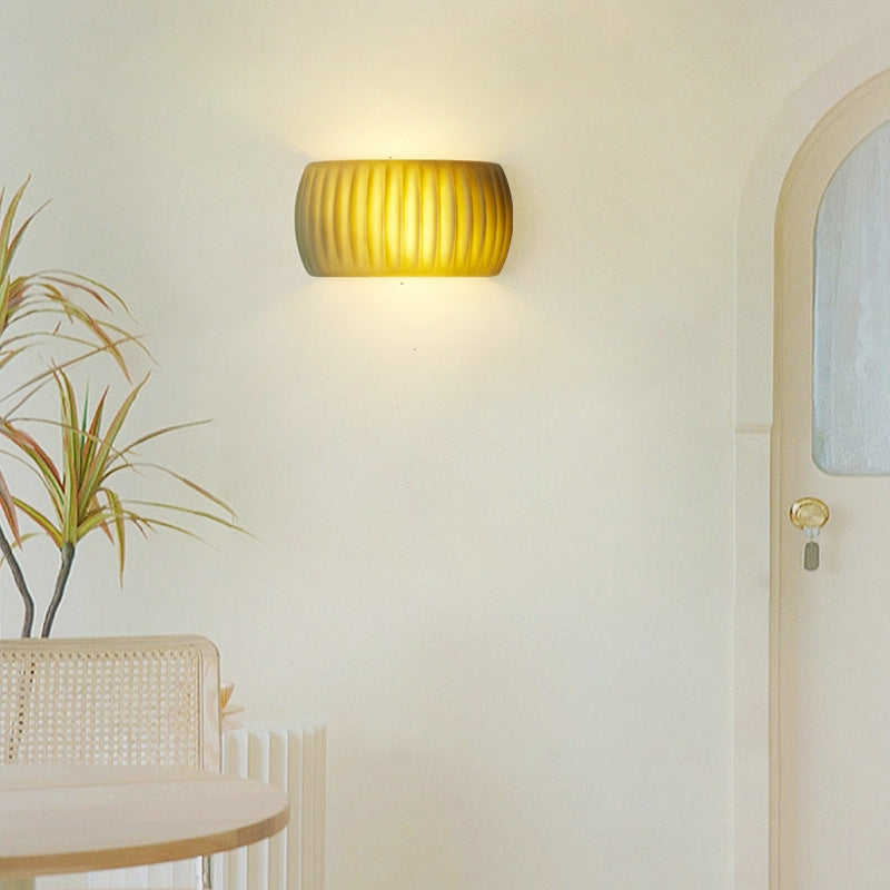 Astroclaro Nara: Aplique de Pared Minimalista LED de Metal y Resina – Naranja/Verde/Blanco