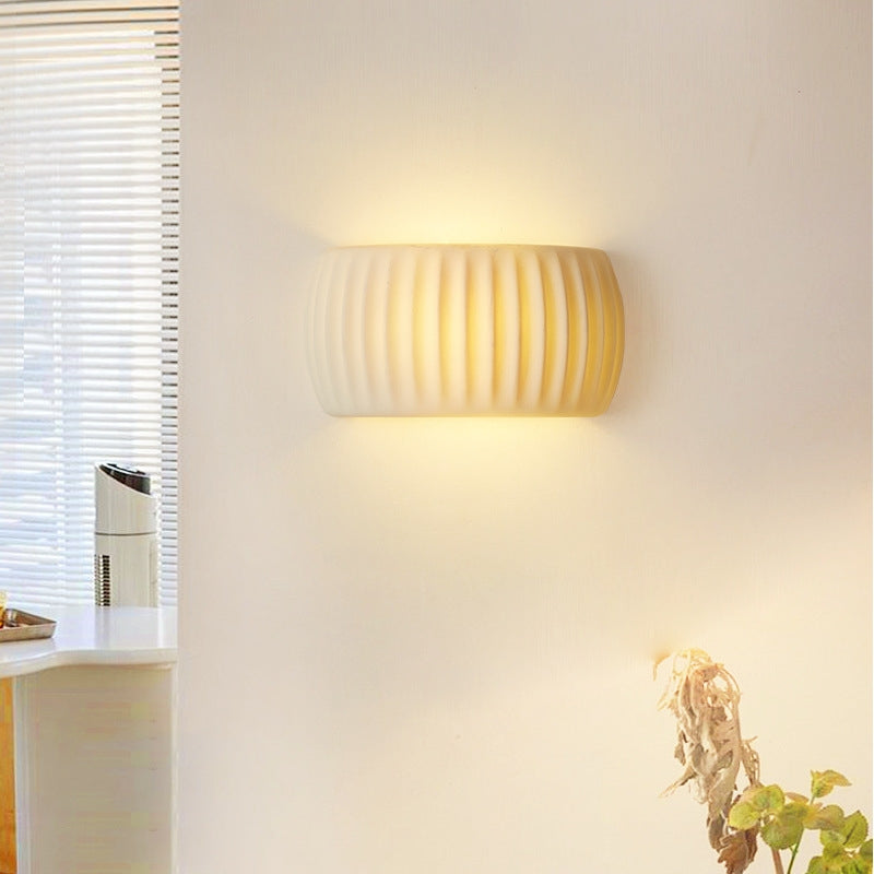 Astroclaro Nara: Aplique de Pared Minimalista LED de Metal y Resina – Naranja/Verde/Blanco