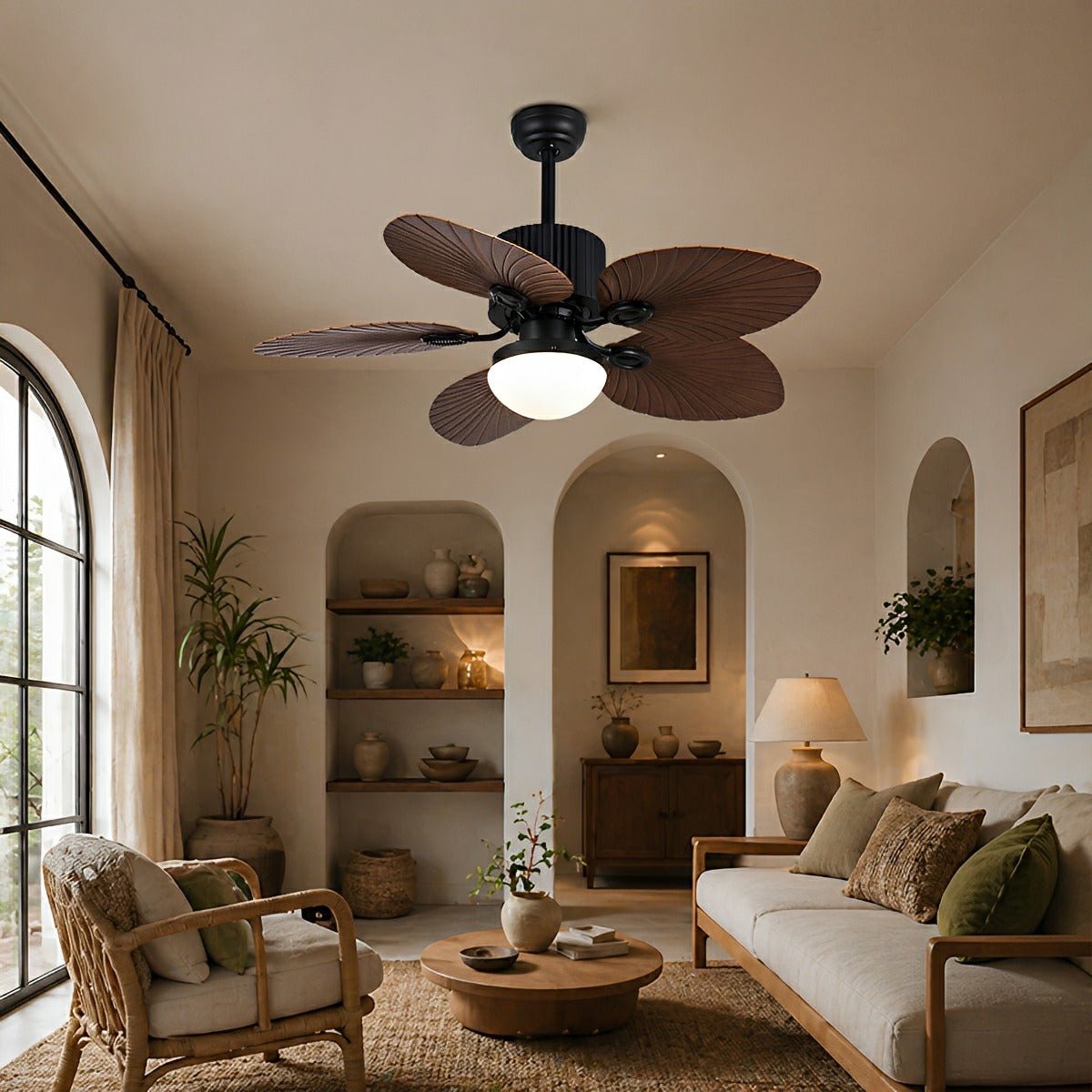 Ventilador de techo con luz Arecia en un rincón de estilo tropical – imagen 7