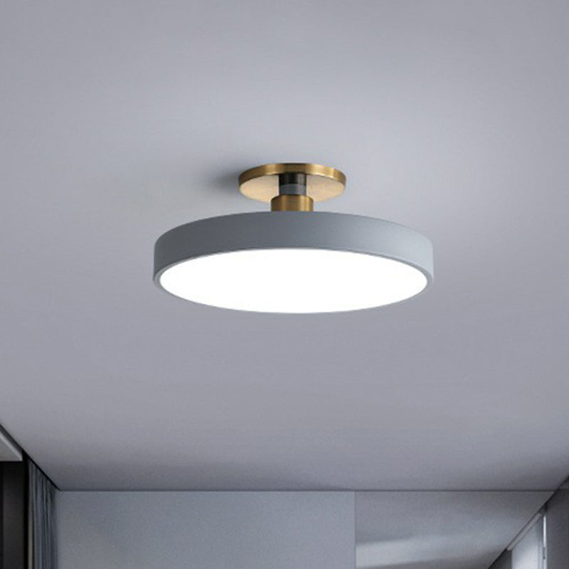 ÁureaLuz - Lámpara de Techo LED Minimalista y Elegante