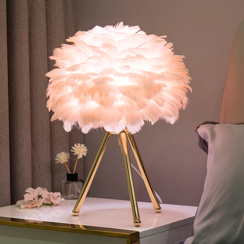Lámpara de mesa de plumas Lupena – rosa