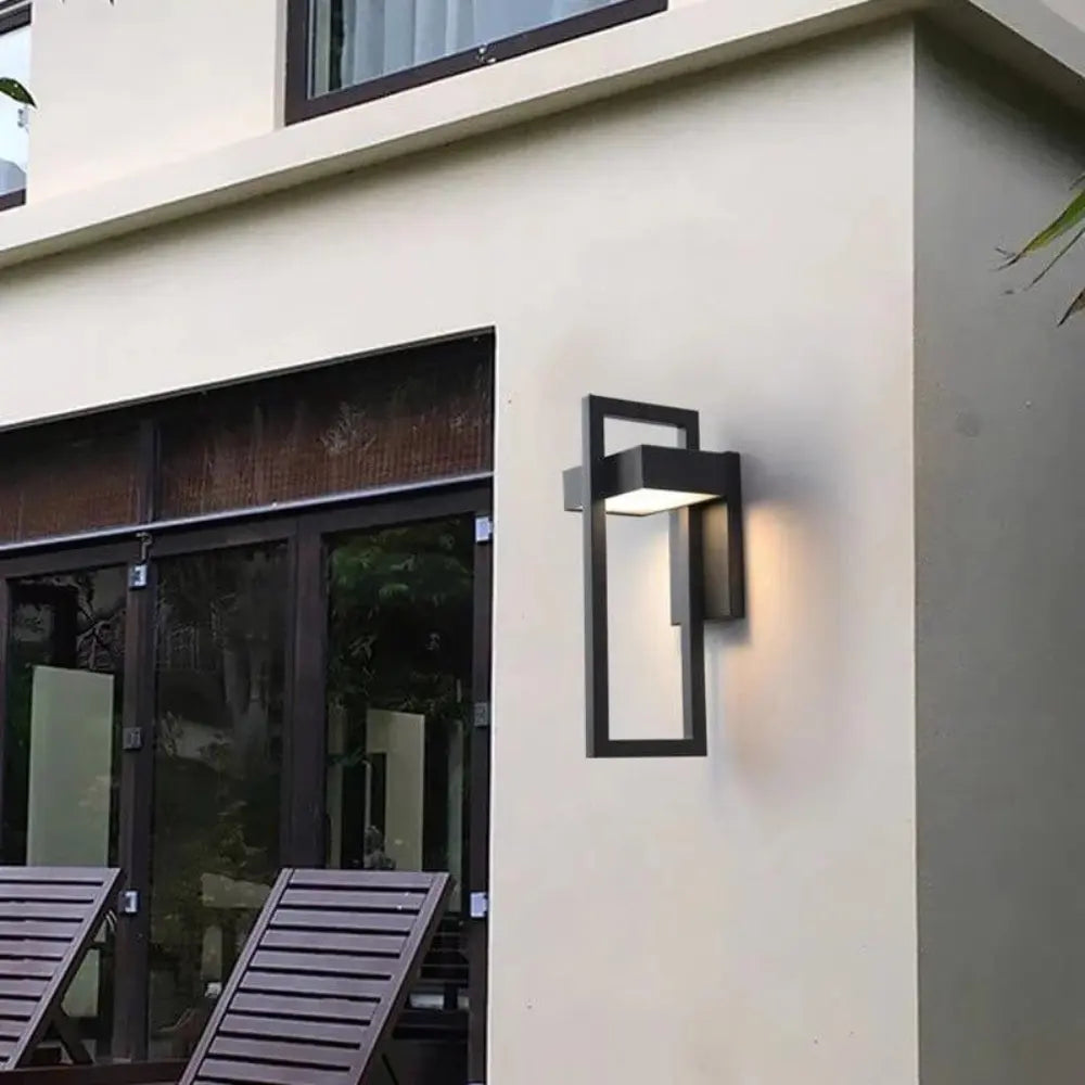 Exterluz – Lámpara de Pared Exterior Moderna con LED Eficiente en Energía