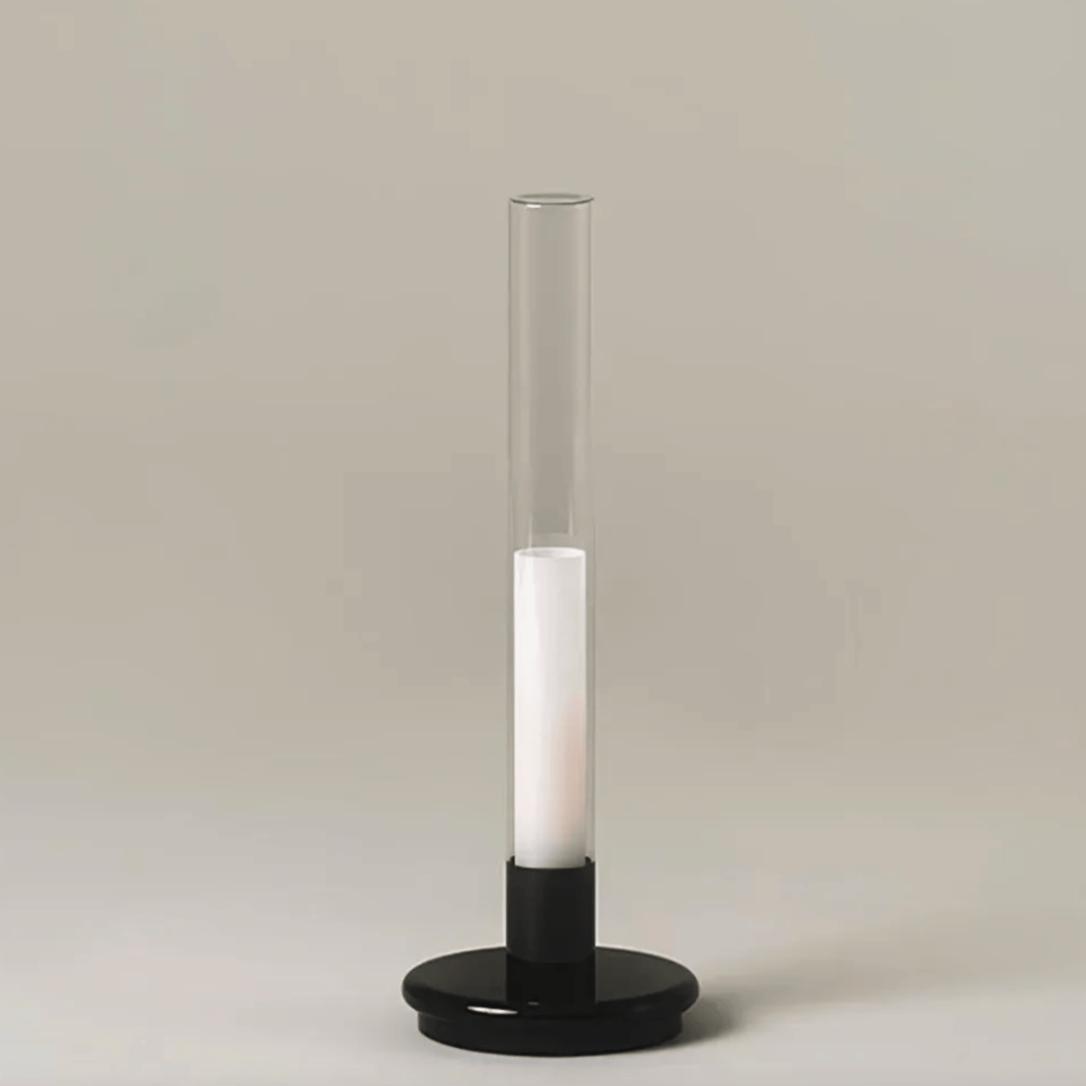 Lámpara de mesa vela recargable Flamela – vista principal