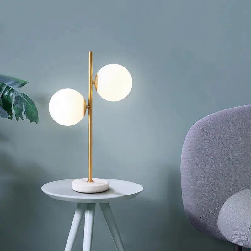 NordLume – Lámpara de Mesa Escandinava con Estilo Atemporal