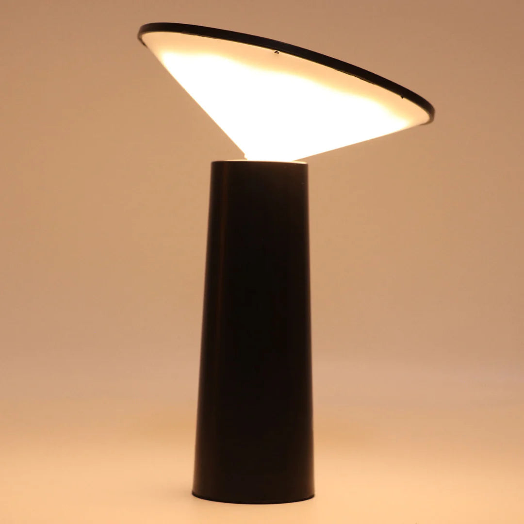 LumenFlex - Lámpara de Mesa LED con Brazo Ajustable y Moderno