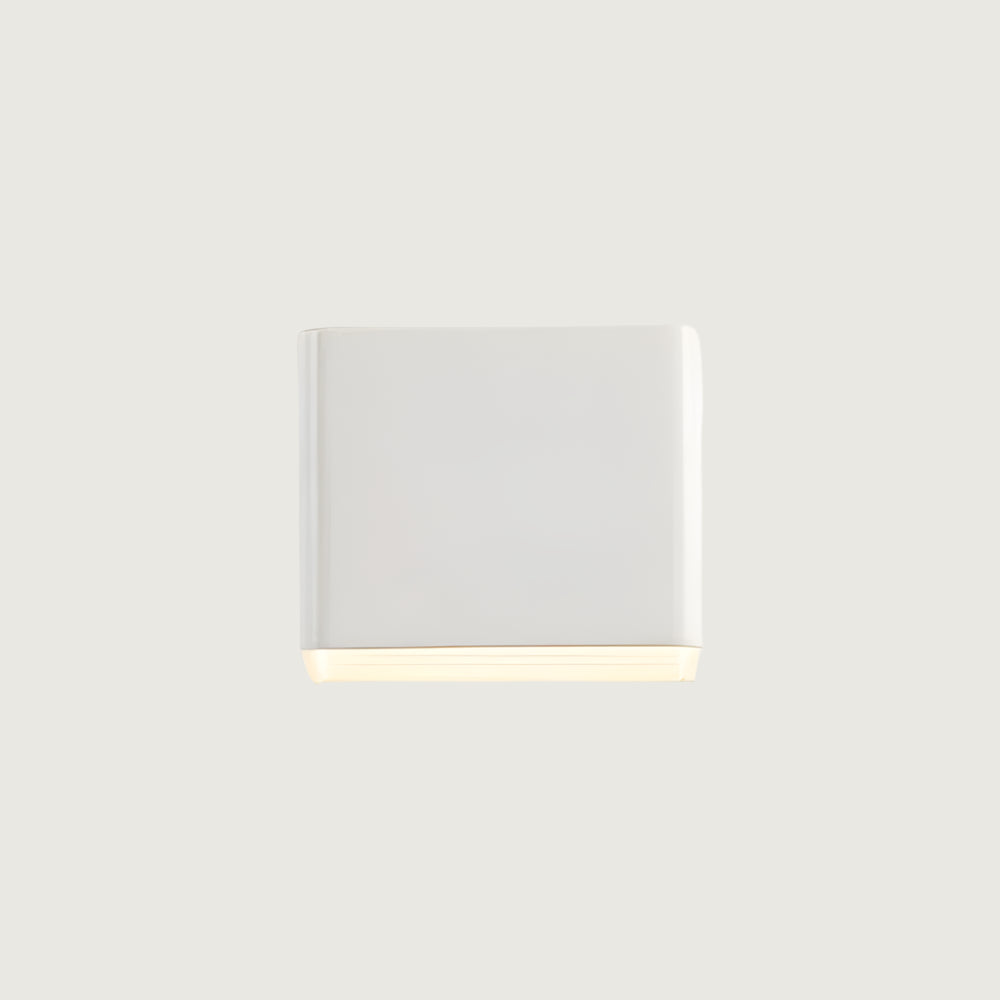Quadra: Aplique de Pared Minimalista en Forma de Cuadrado