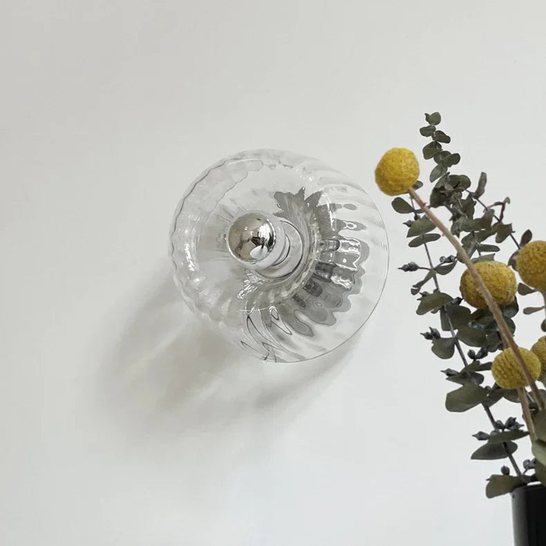 Aplique de Pared BauhausGlow de Vidrio y Metal – Diseño Moderno y Elegante 5