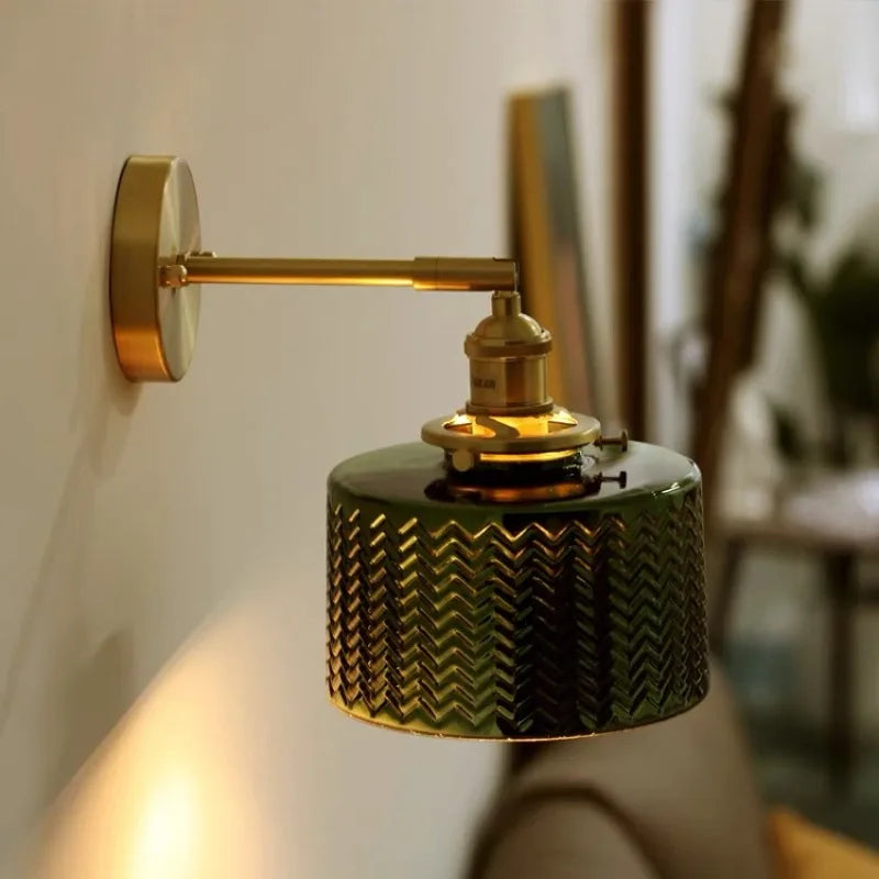 Aplique de Pared Retro Nórdico en Hierro y Vidrio – Lámpara Minimalista para Dormitorio y Decoración 4