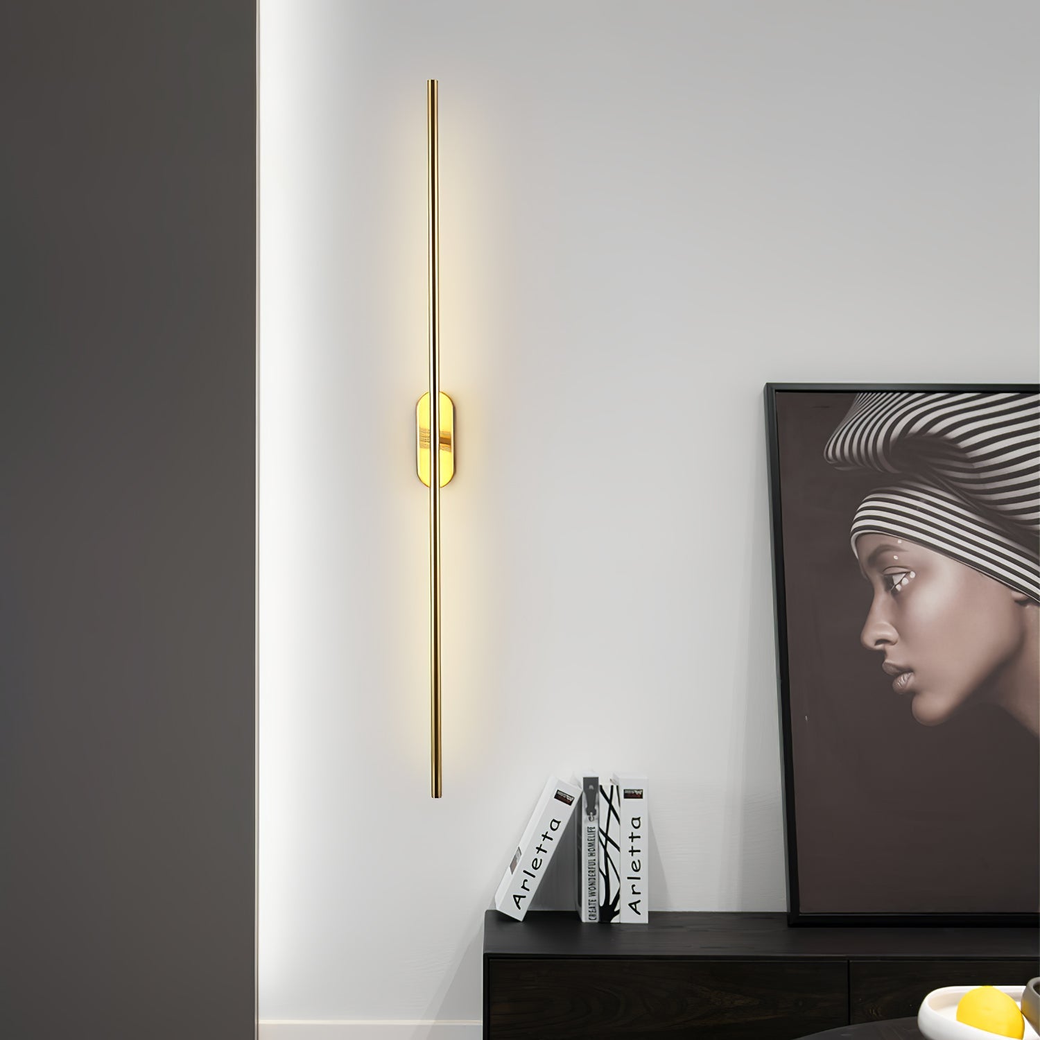 Aplique de Pared de Metal en Forma de Stick con Luz LED Integrada – Diseño Minimalista 2