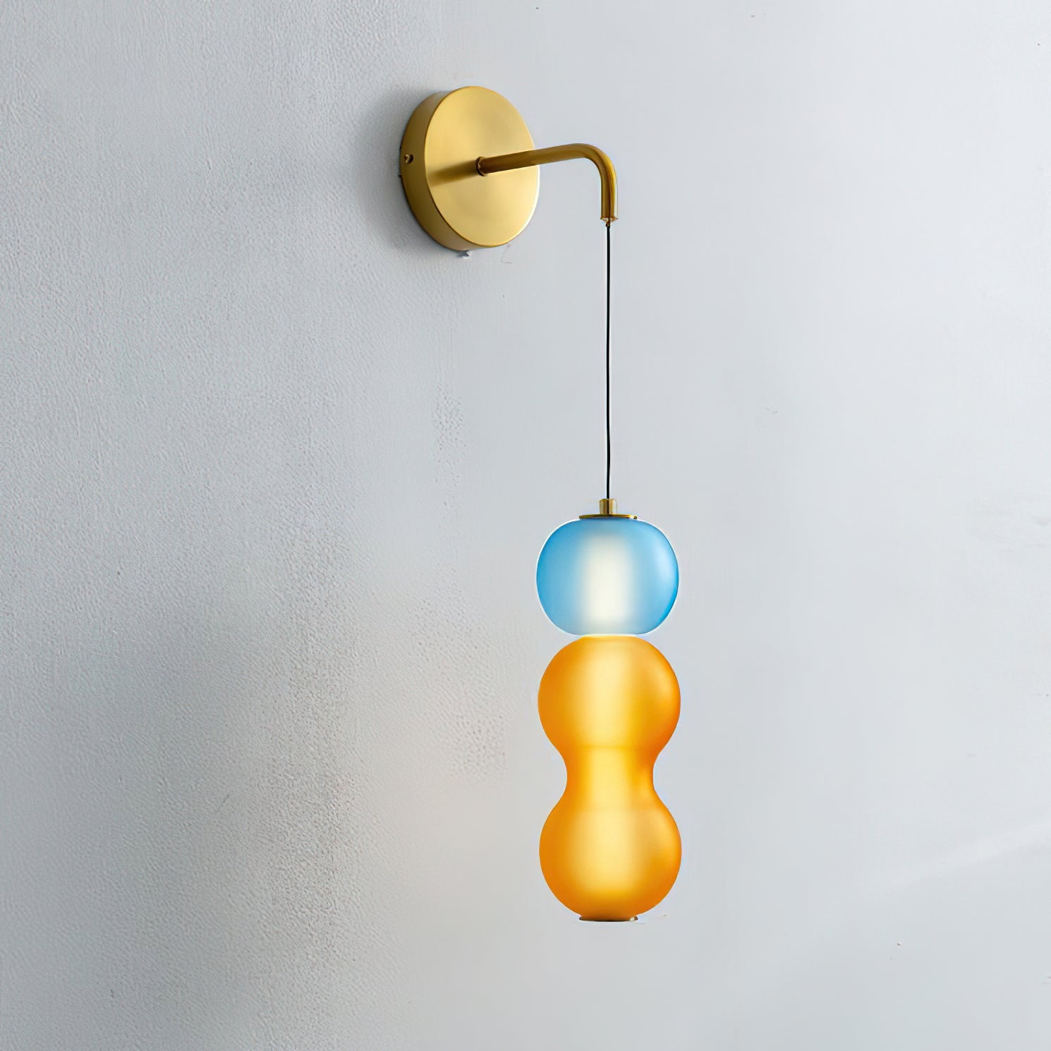 Aplique de Pared de Oro con Luz LED Integrada y Detalles Beige - Aplique Pared para Dormitorio y Decoración Elegante 2