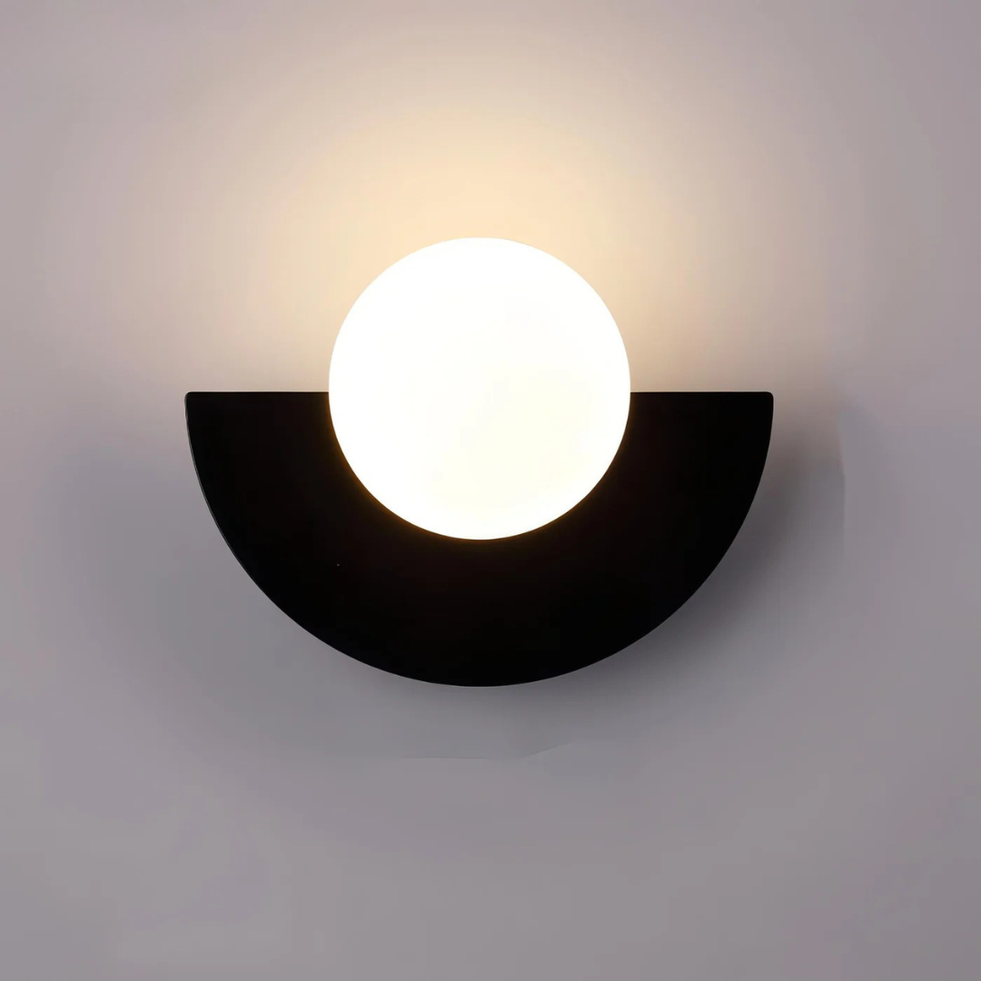 Lunetta: Aplique de Pared Moderno LED con Diseño de Media Luna