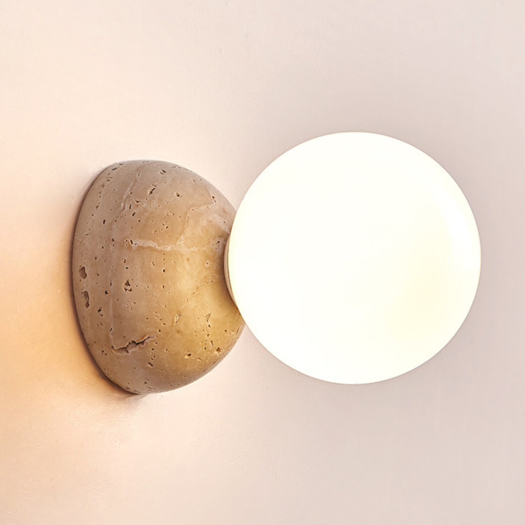 Travéa - Aplique de Pared de Travertino Natural con Globo de Cristal Iluminación LED Minimalista Elegante