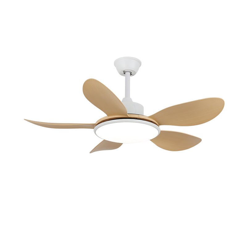 Ventilador de techo con luz Calmira en un salón contemporáneo – imagen 9