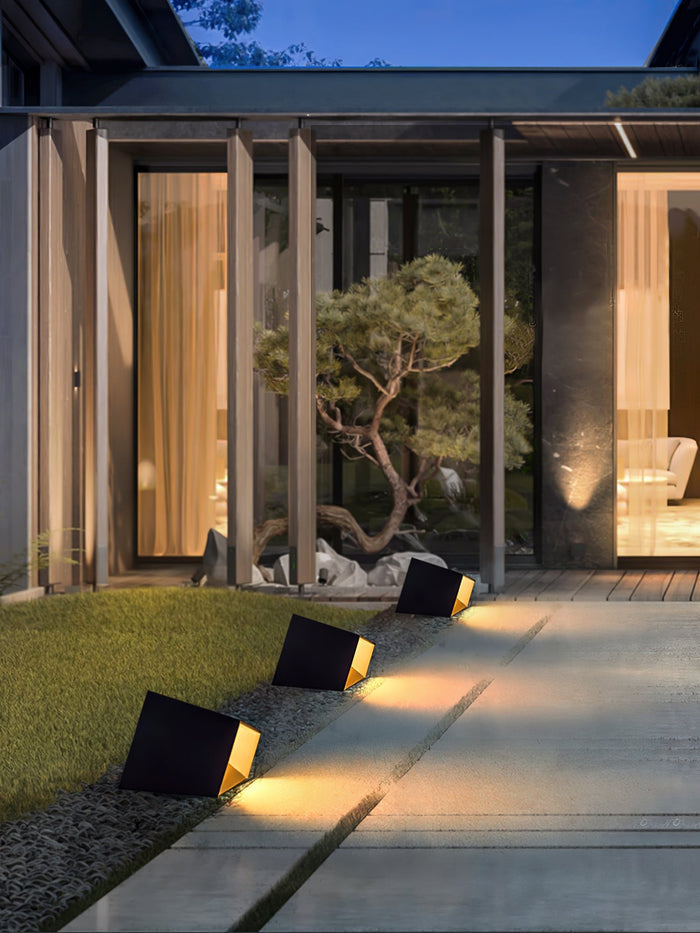 LuzBlok - Lámpara Solar de Jardín Compacta y Elegante