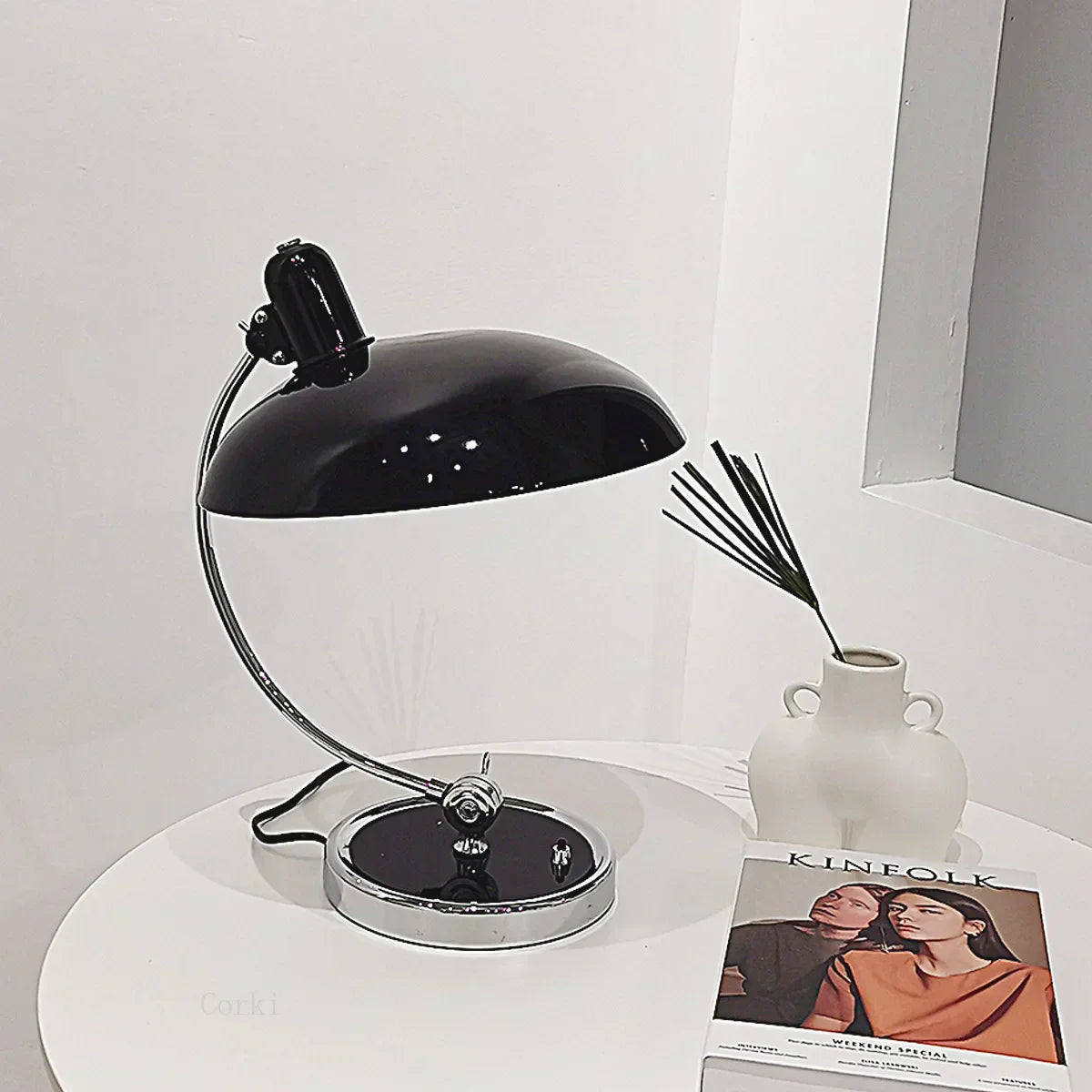 LumiNordic - Lámpara de Mesa Estilo Escandinavo