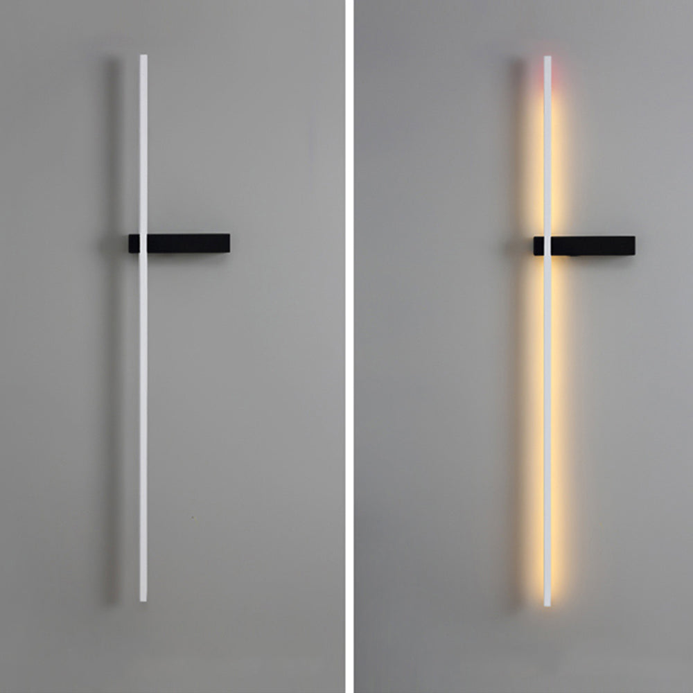 Prisma: Aplique de Pared Multicolor de Diseño Lineal en Metal y Acrílico