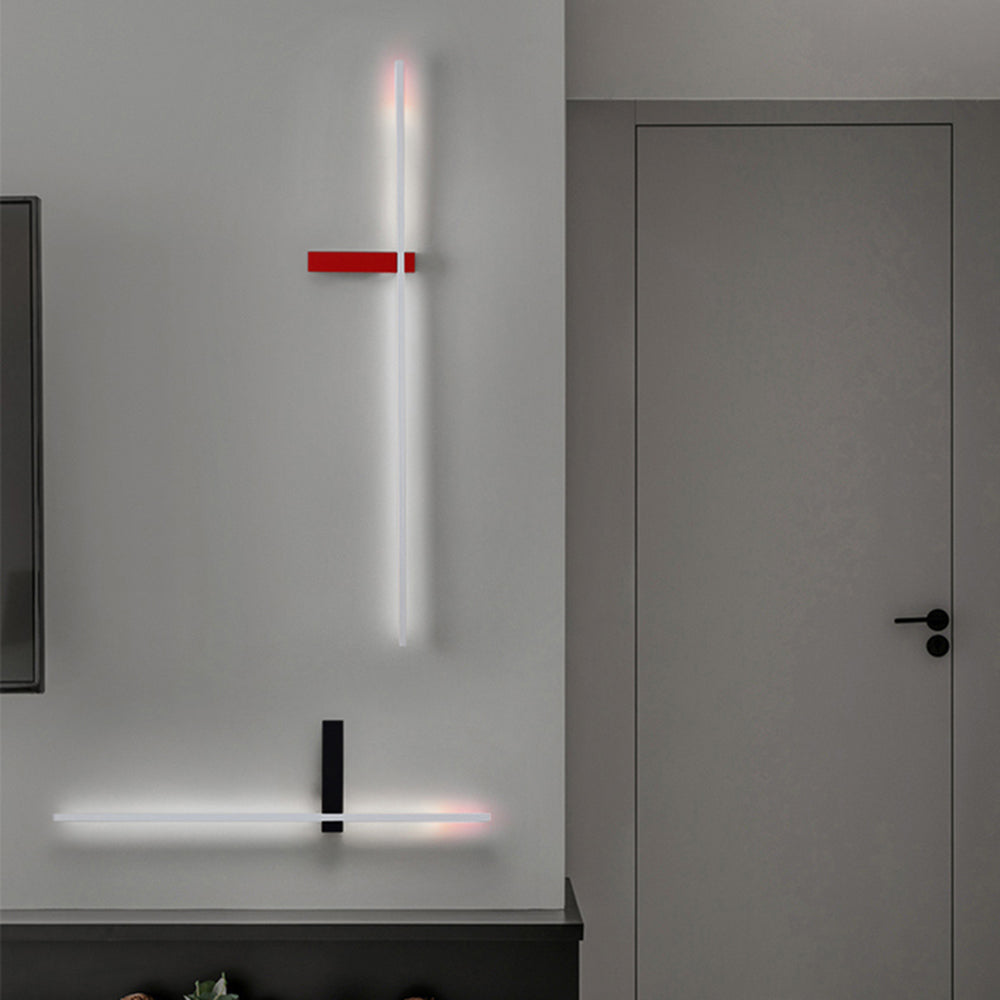 Prisma: Aplique de Pared Multicolor de Diseño Lineal en Metal y Acrílico