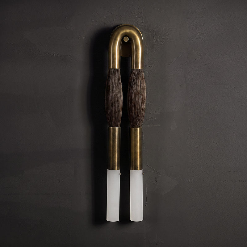 Aplique de pared con borla Borlena enmarcando un espejo – imagen 29