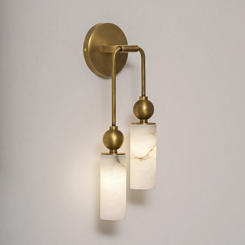 Aplique de pared de alabastro Halbara junto a la cama – imagen 11