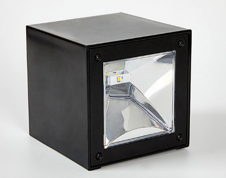 SolVéda - Lámpara Solar de Pared para Exteriores IP65