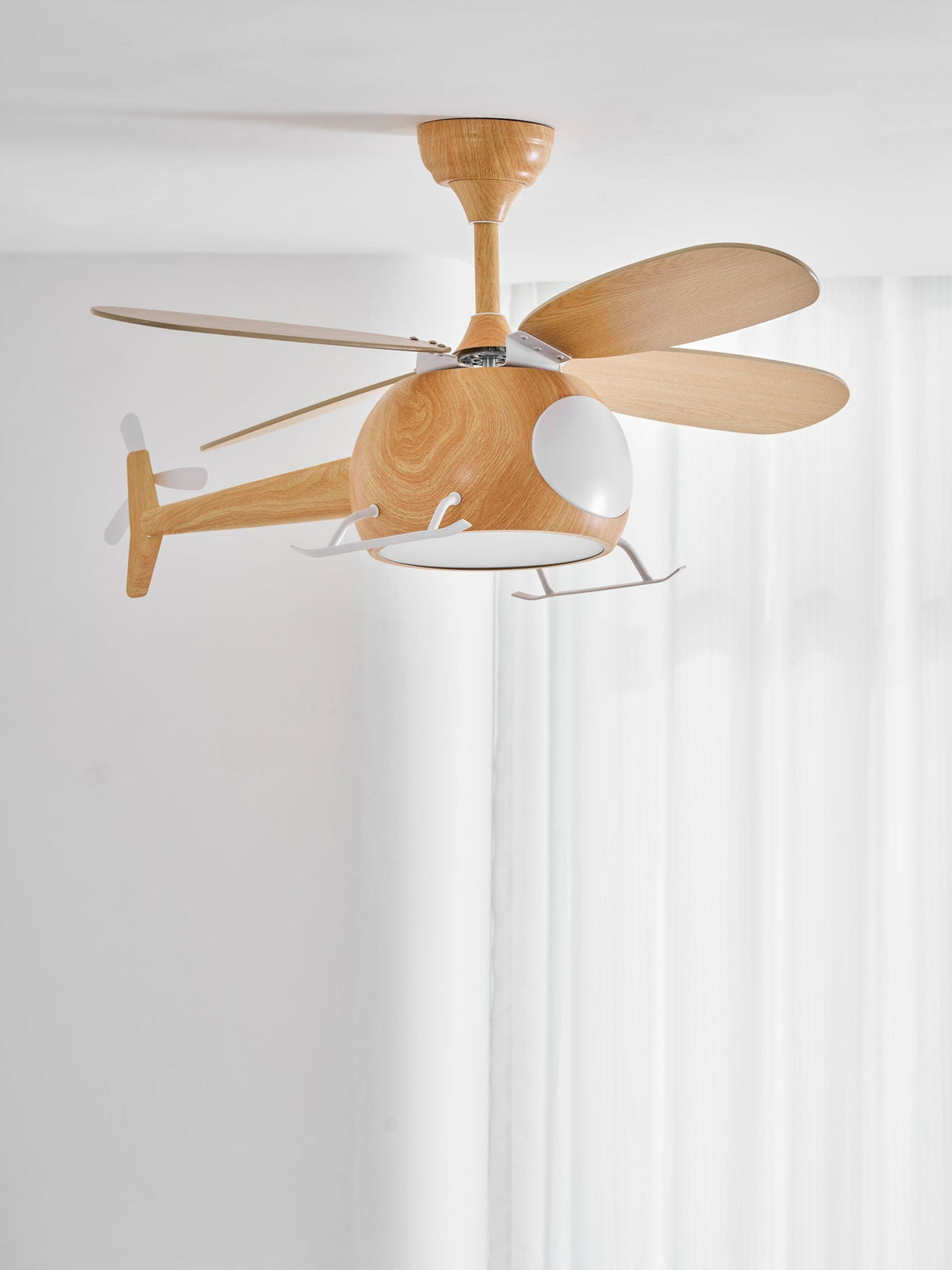 Ventilador de techo infantil con luz Vuelito en una habitación infantil – imagen 18