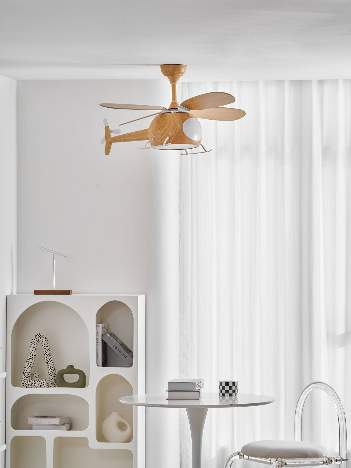 Ventilador de techo infantil con luz Vuelito en una habitación infantil – imagen 19