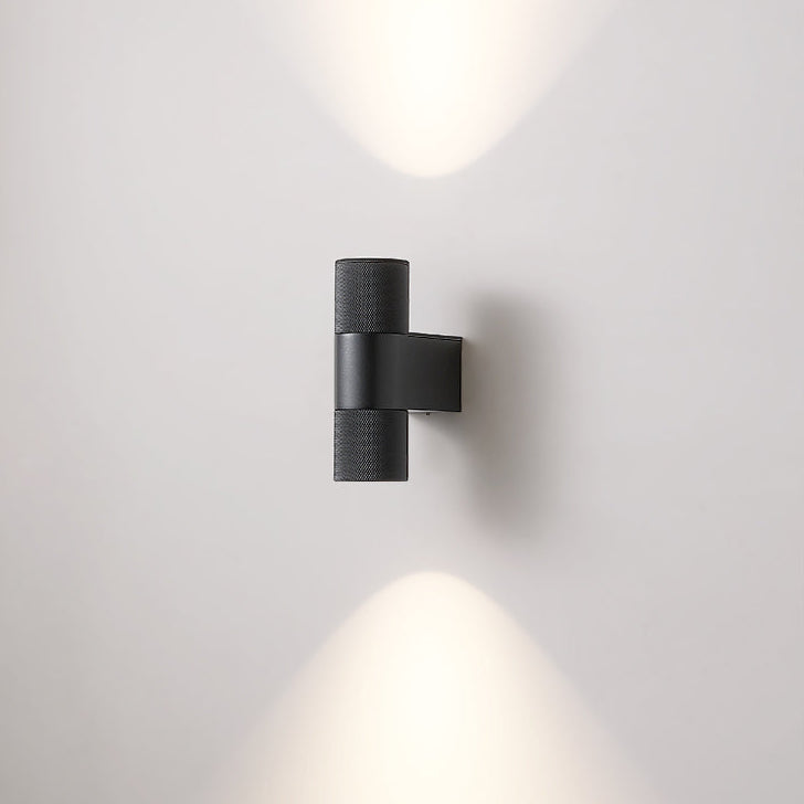 Aplique de pared exterior Nacira – negro con luz arriba y abajo