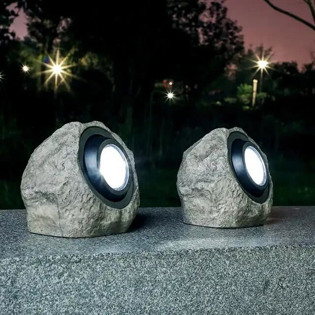 PiedraLuz Solar – Lámpara Exterior LED de Energía Solar