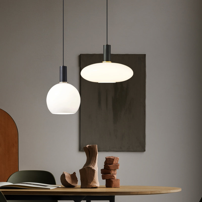 Iluminación Colgante Moderna para Isla de Cocina - Diseño Elegante en Latón y Vidrio 6