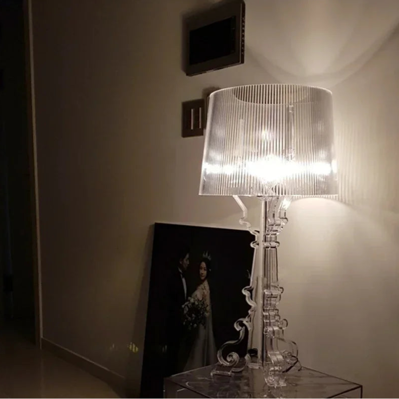 LumiÉlite - Lámpara de Mesa Elegante y Sofisticada