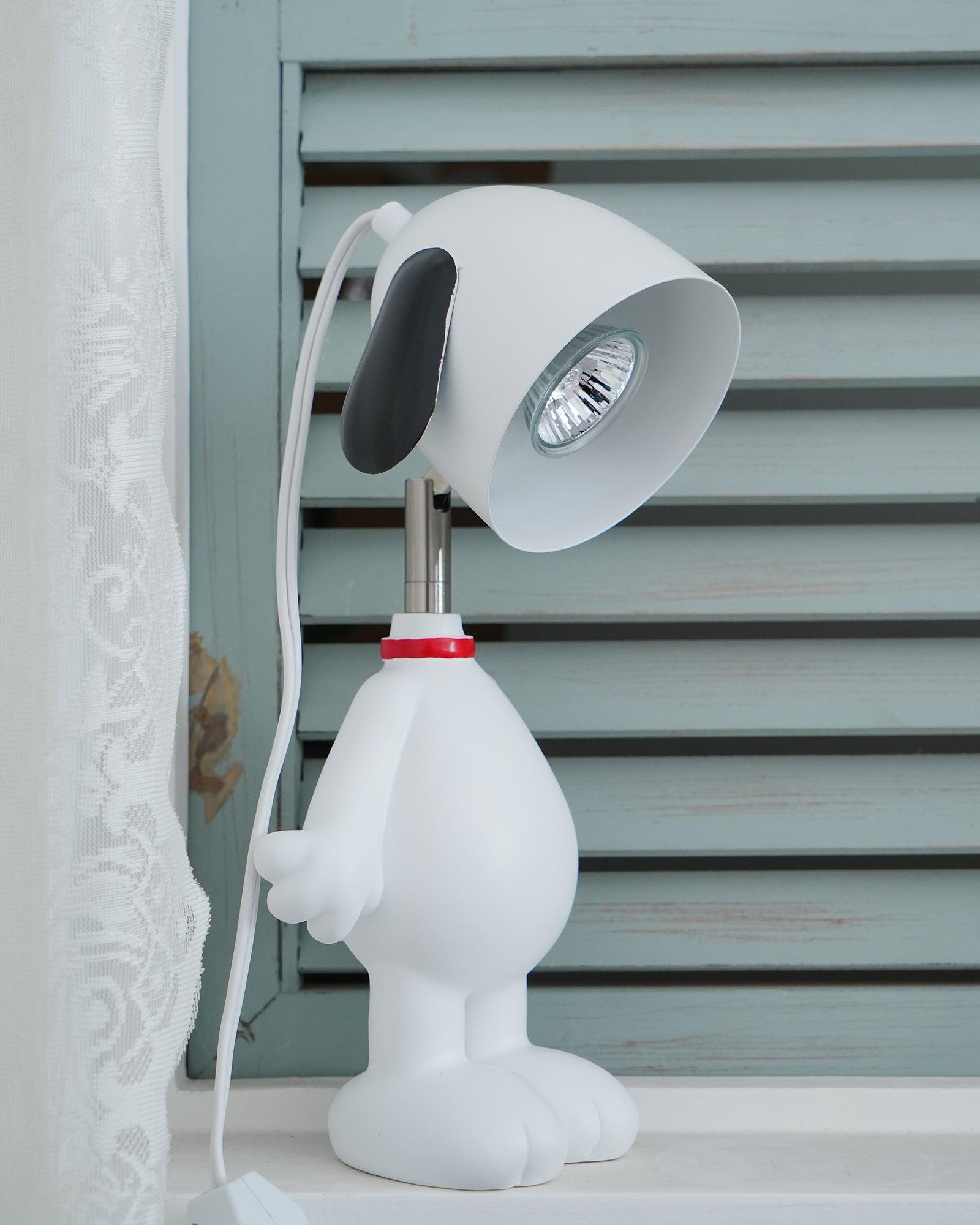 Lámpara Decorativa Calentadora de Cera Snoopy, Diseño Único en Resina y Metal, Luz Suave para Aromaterapia, Uso Interior 5