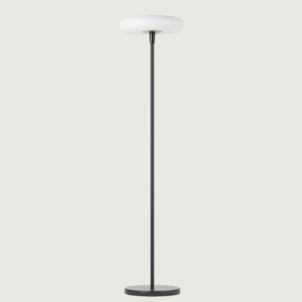 Lámpara Solar Exterior de Metal y Acrílico – Iluminación Eficiente para Jardín y Patio 9