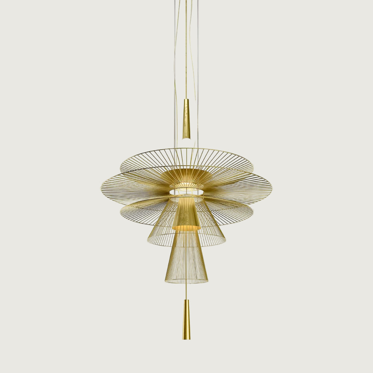 Lámpara de Araña Gravity Moderna con Iluminación LED en Dorado y Negro, Disponible en Dos Tamaños de 40 y 60 cm 0