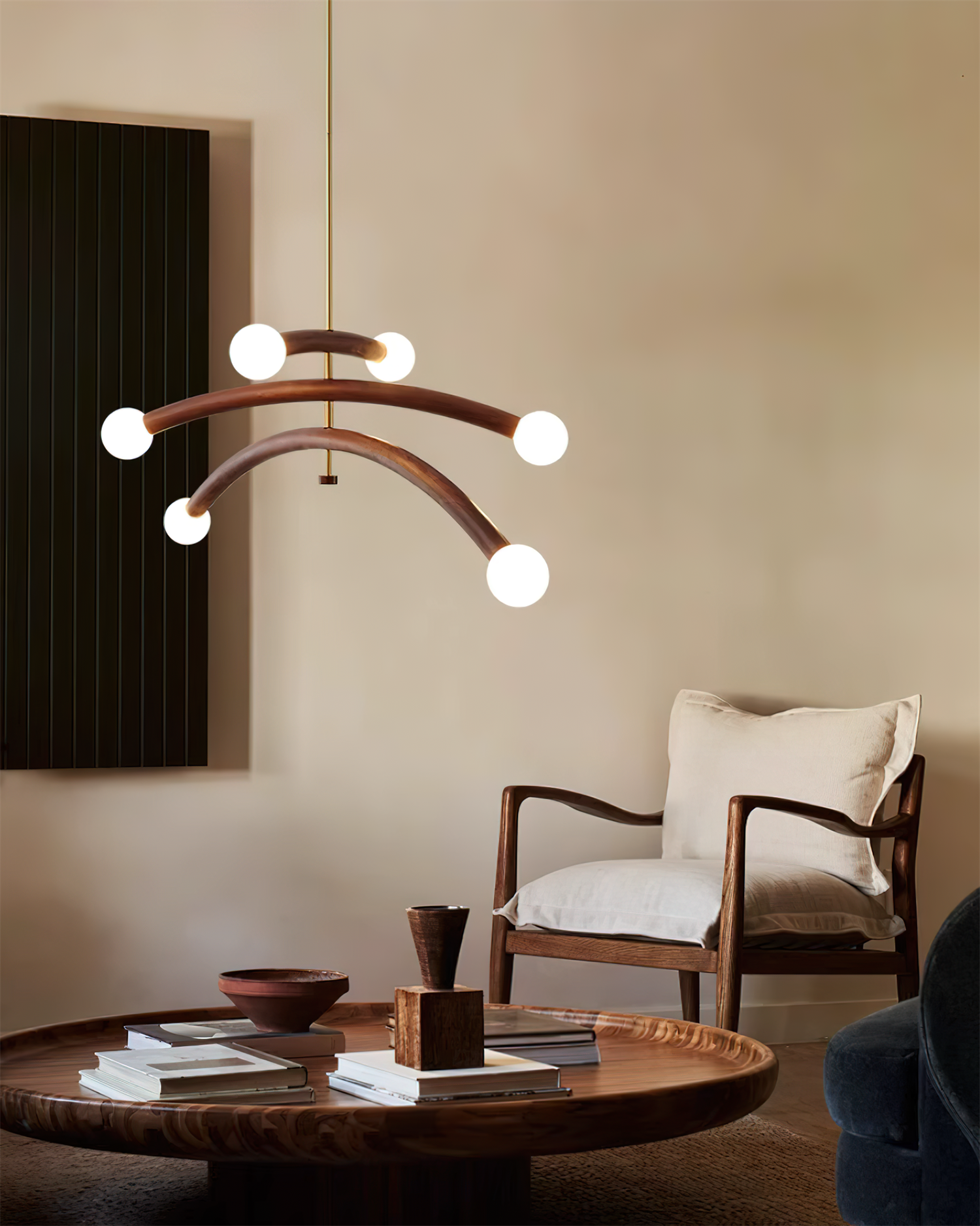 Lámpara de Araña Moderna de Madera y Vidrio, Acabado en Cobre, 6 Luces, Diseño Elegante para Interiores 3