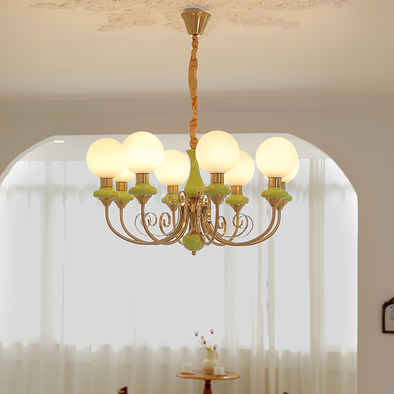 Lámpara de Araña de Onyx con Pantallas Verdes y Acabado en Metal – Opciones de 3, 5 y 8 Luces para Interiores 11