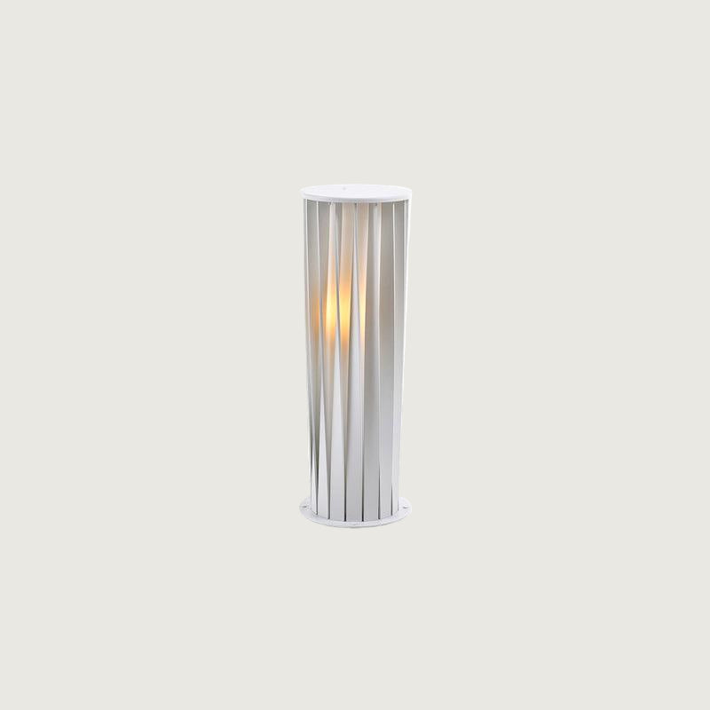 Lámpara de Exterior LED Eficiente con Cuerpo de Metal y Pantalla Acrílica, Resistente a la Intemperie, IP65, Alturas de 40cm, 60cm y 80cm 0