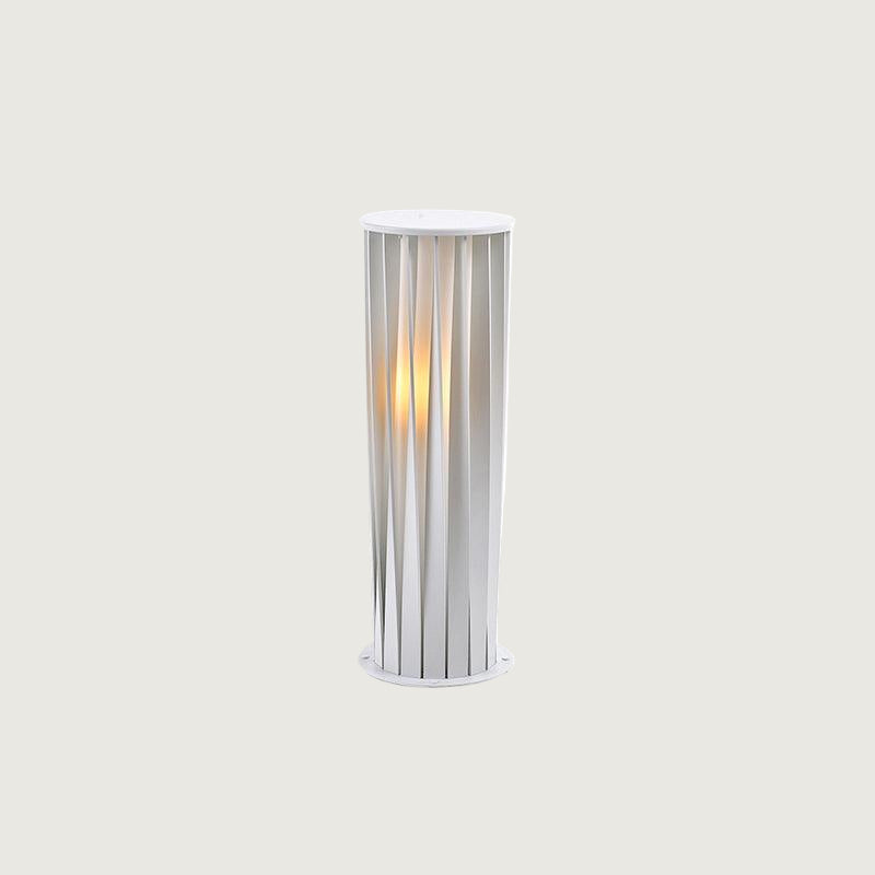 Lámpara de Exterior LED Eficiente con Cuerpo de Metal y Pantalla Acrílica, Resistente a la Intemperie, IP65, Alturas de 40cm, 60cm y 80cm 13