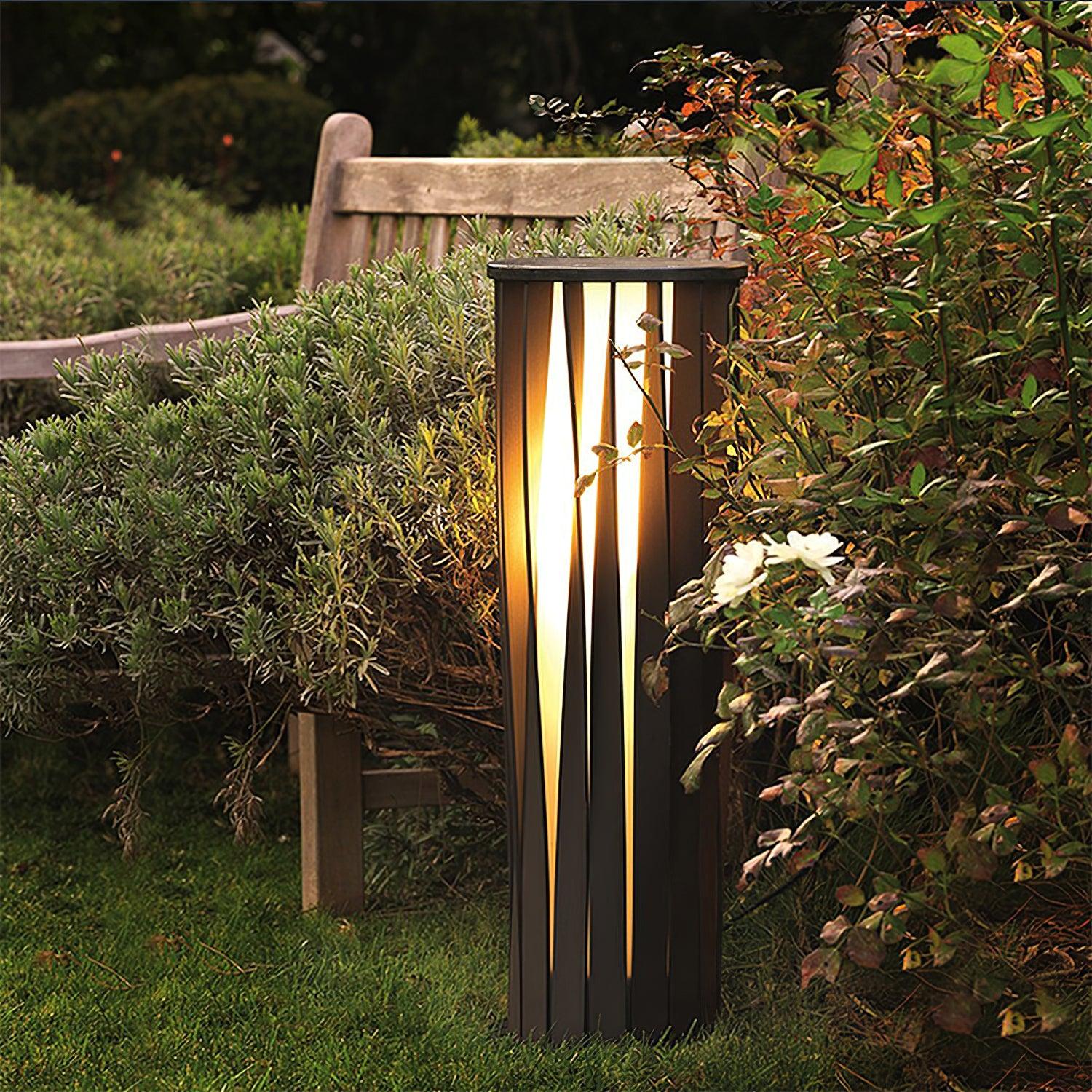 Lámpara de Exterior LED Eficiente con Cuerpo de Metal y Pantalla Acrílica, Resistente a la Intemperie, IP65, Alturas de 40cm, 60cm y 80cm 5