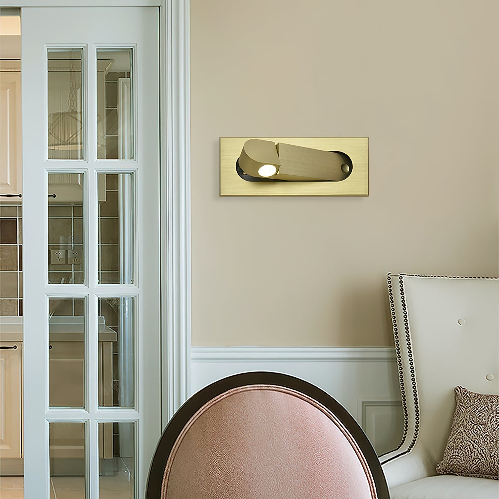 Lámpara de Lectura LED Moderna con Cabezal Ajustable y Luz Cálida para Leer en la Cama - Diseño Funcional y Eficiente 3