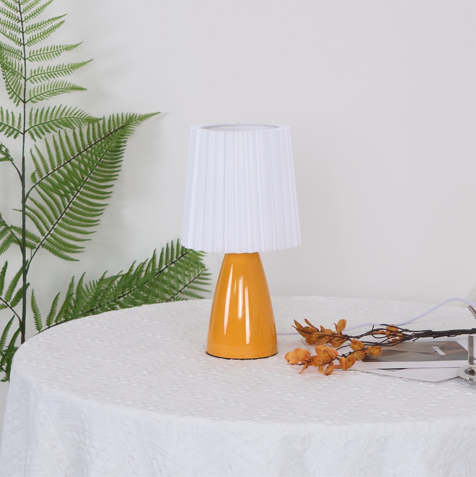 Lámpara de Mesa Apollo de Cerámica y Tela – Estilo Moderno y Clásico, Ideal para Interiores 8