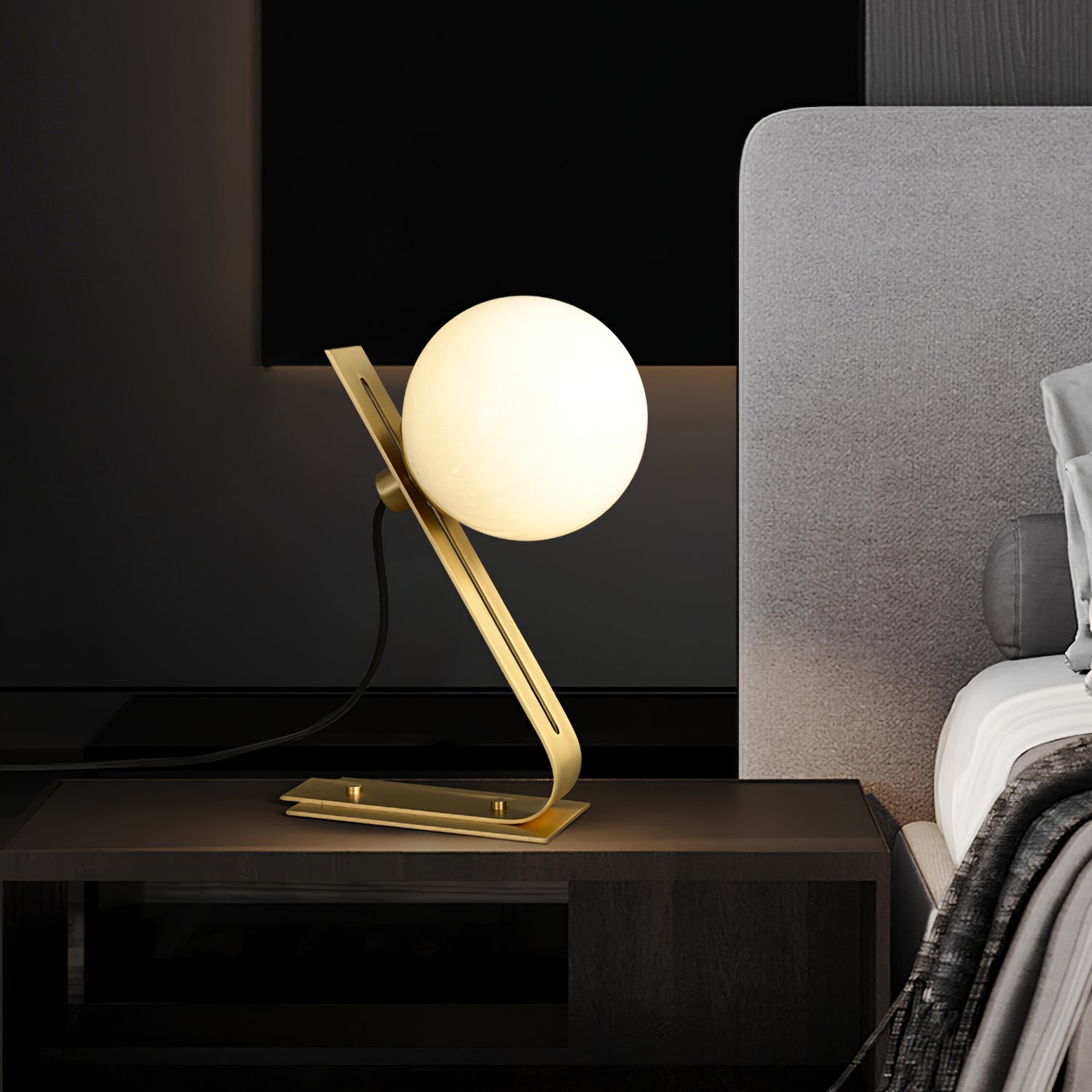 Lámpara de Mesa Arandela de Cristal Blanco y Acero Brillante – Iluminación Elegante para Escritorios y Mesitas de Noche 7