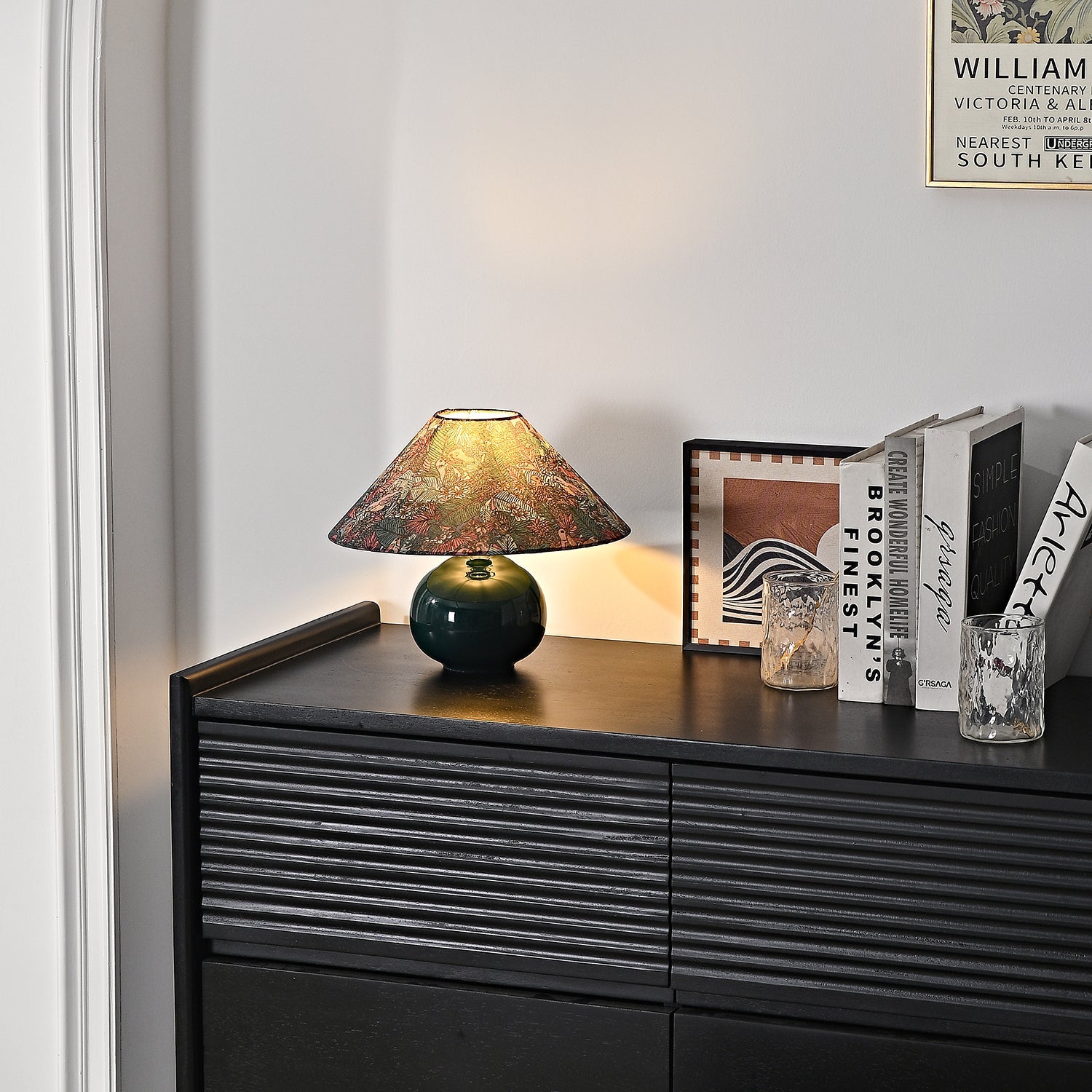 Lámpara de Mesa Botánica Kalinda Verde con Base de Cerámica y Pantalla Decorativa, Ideal para Mesita de Noche y Sobremesa 7