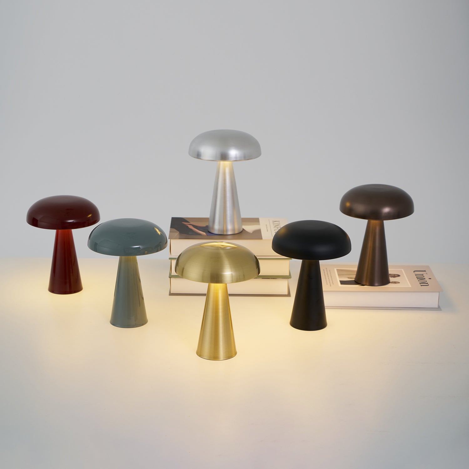 Lámpara de Mesa Como con Diseño Elegante y Luz LED Integrada – Varios Colores Disponibles 2