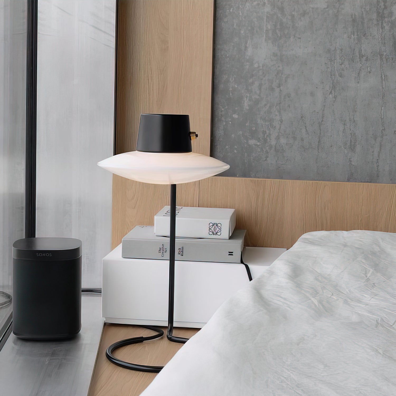Lámpara de Mesa Eileen Moderna con Pantalla de Vidrio Opalino y Base de Metal – Ideal para Mesita de Noche y Estudio 4