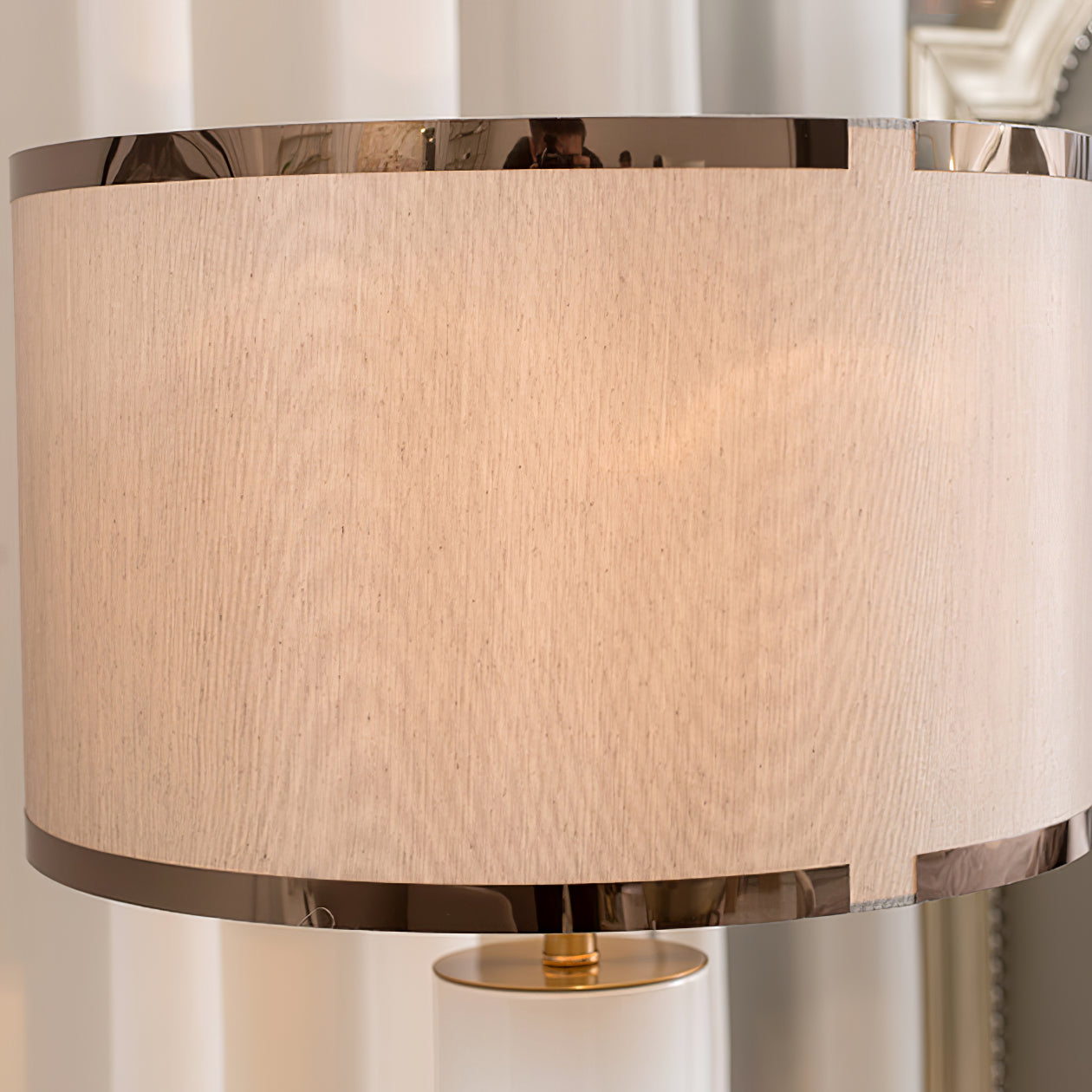 Lámpara de Mesa Elegante Art Deco de Metal y Tela - Diseño Sofisticado para Mesita de Noche, 38 cm Diámetro, Ideal para Interiores 7