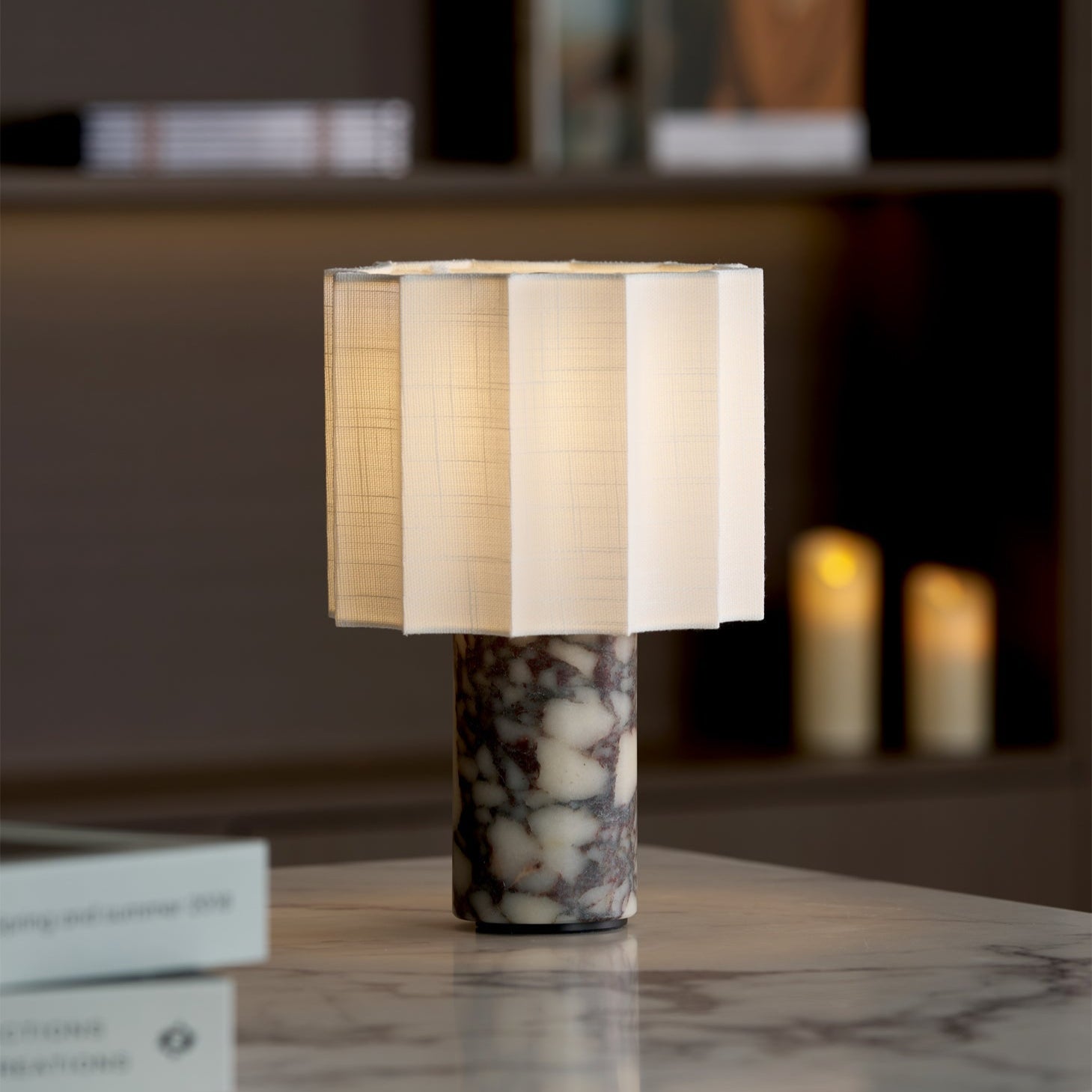 Lámpara de Mesa Elegante con Base de Mármol y Batería Integrada – Pantalla de Tela Suave, Carga Rápida, LED Integrado 6