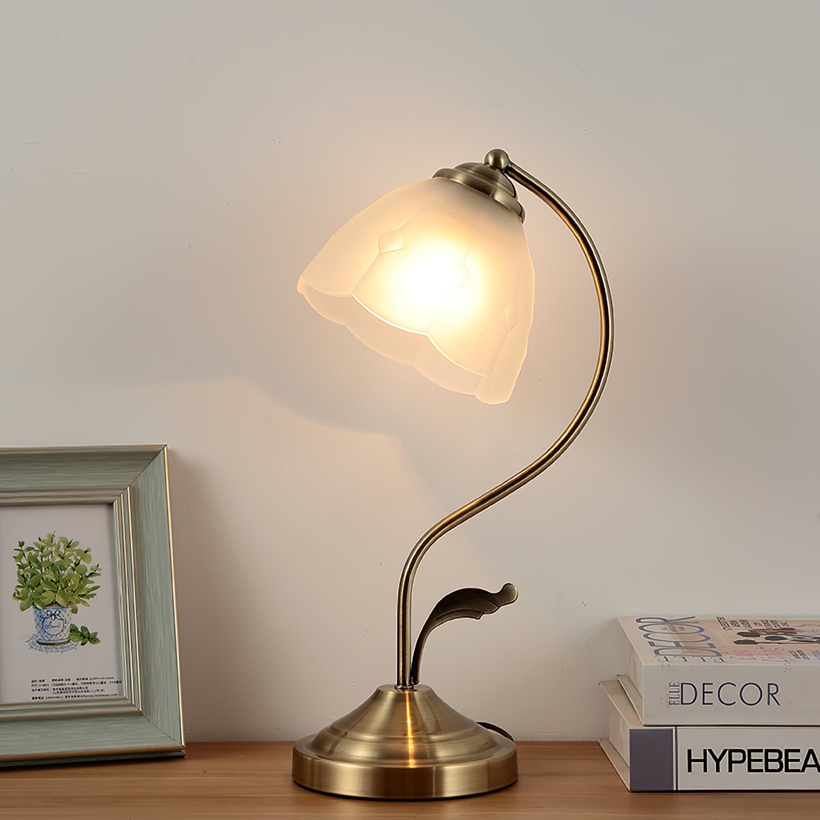 Lámpara de Mesa Elegante con Pantalla de Vidrio en Forma de Flor, Base E27, Metal y Vidrio, Ideal para Mesita de Noche y Escritorio 0